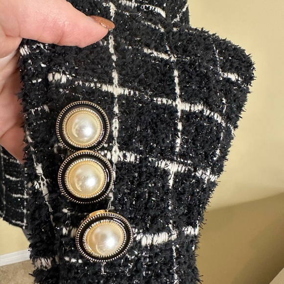 Autres Filles Women's Black Tweed Jacket with beautiful pearl buttons - Picture 7 of 11